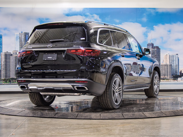 Certified 2026 Mercedes-Benz GLS 450 4MATIC image 8