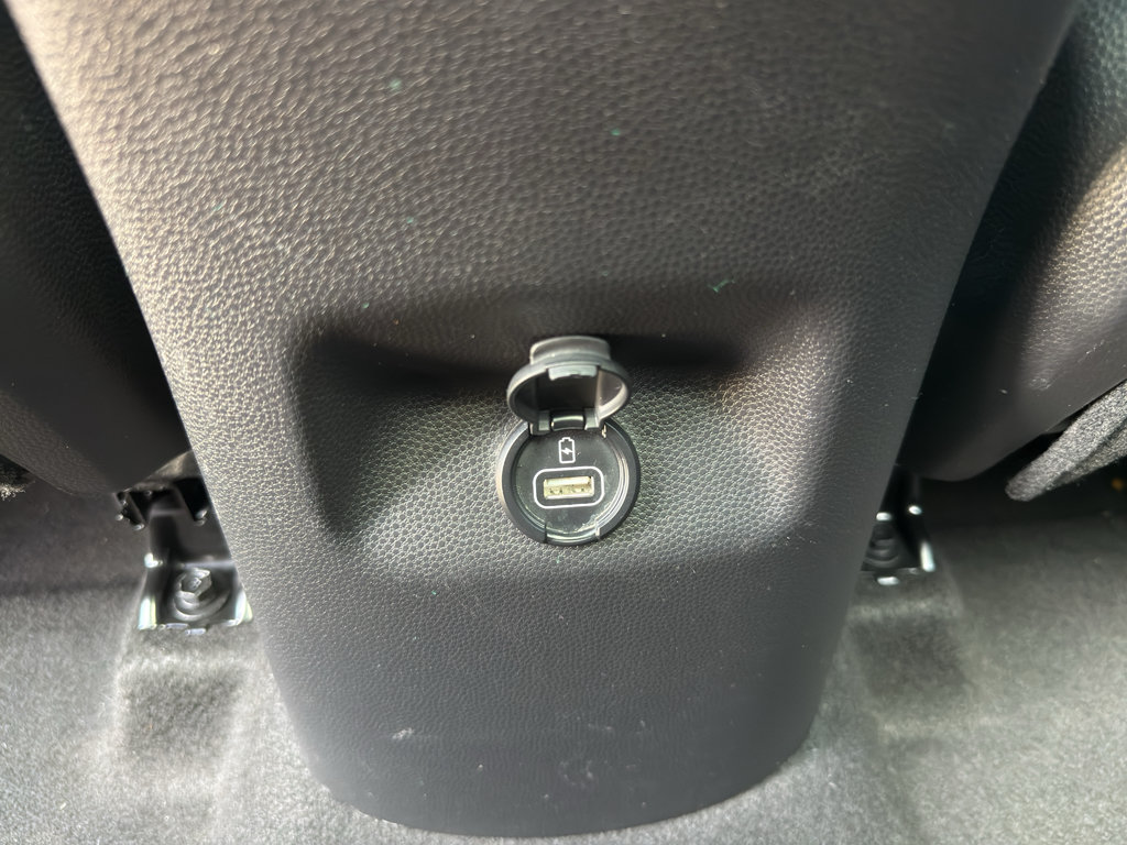 Used 2018 Kia Soul ! w/ Tech Package FWD image 32