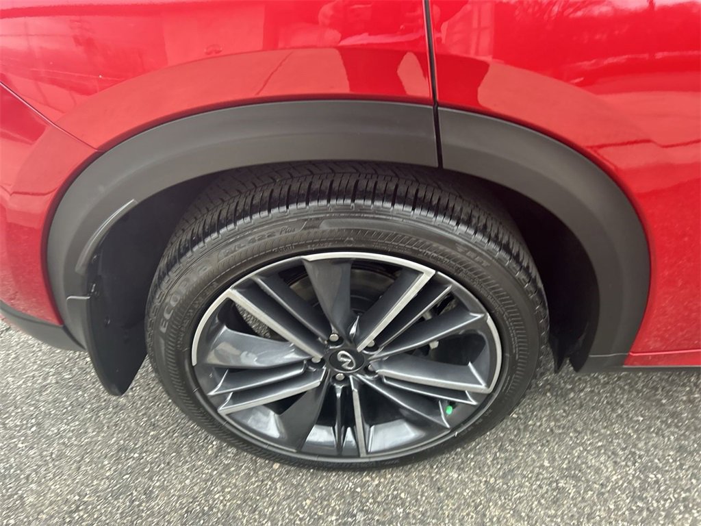 Certified 2023 INFINITI QX55 Essential image 12