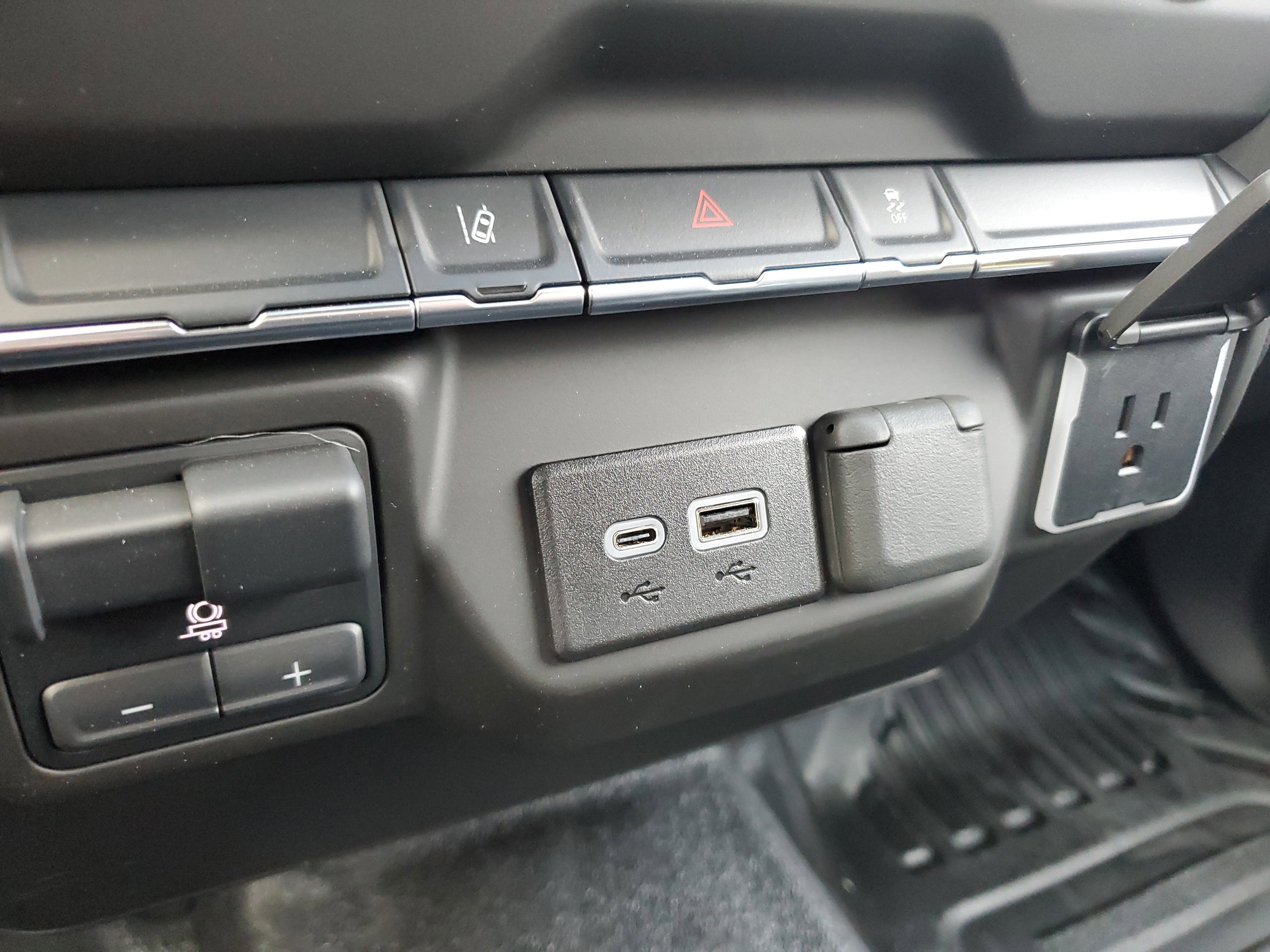 New 2025 GMC Sierra 3500 Pro w/ Convenience Package image 31