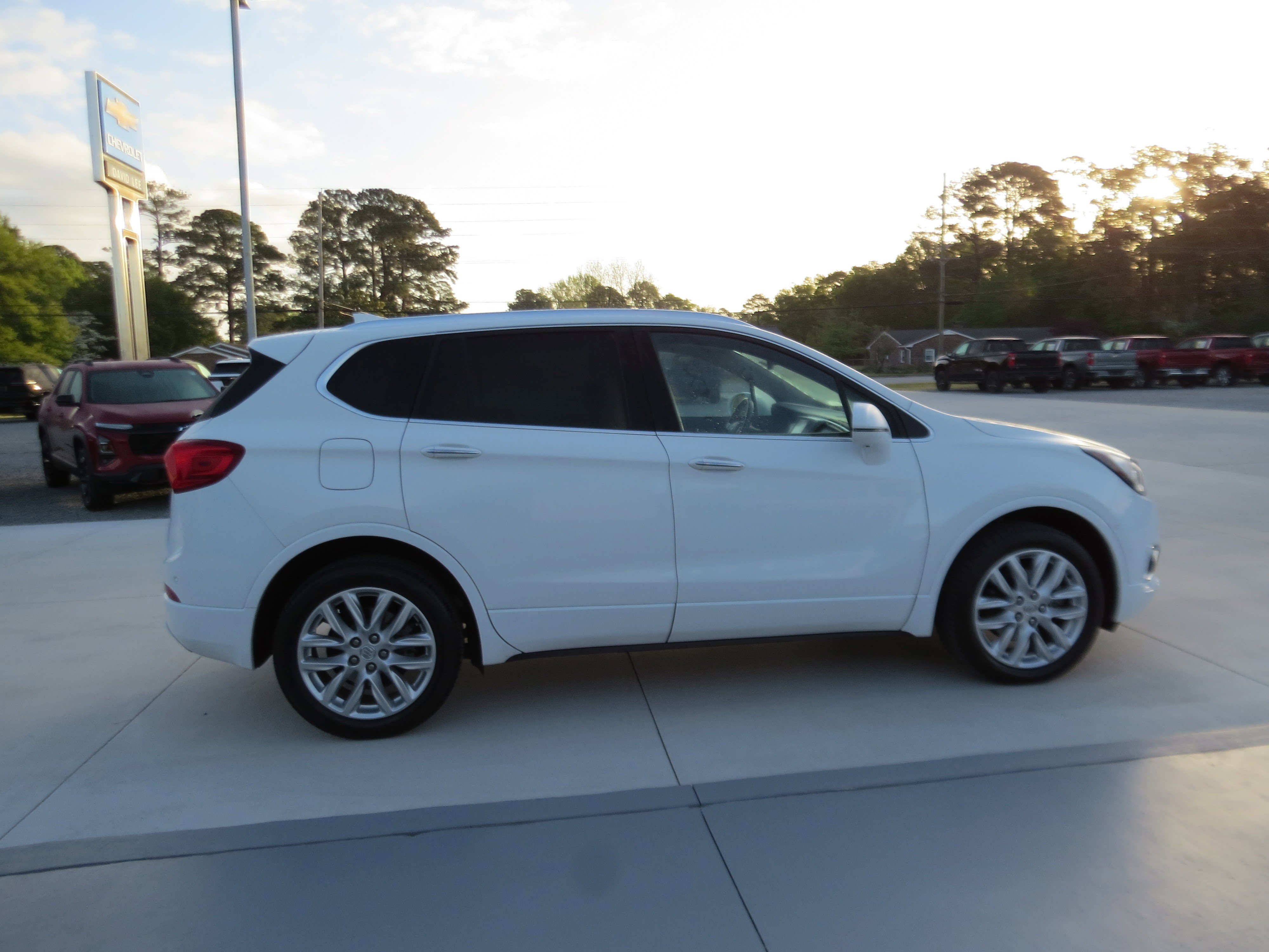 Certified 2020 Buick Envision Premium w/ Driver Confidence Package image 6