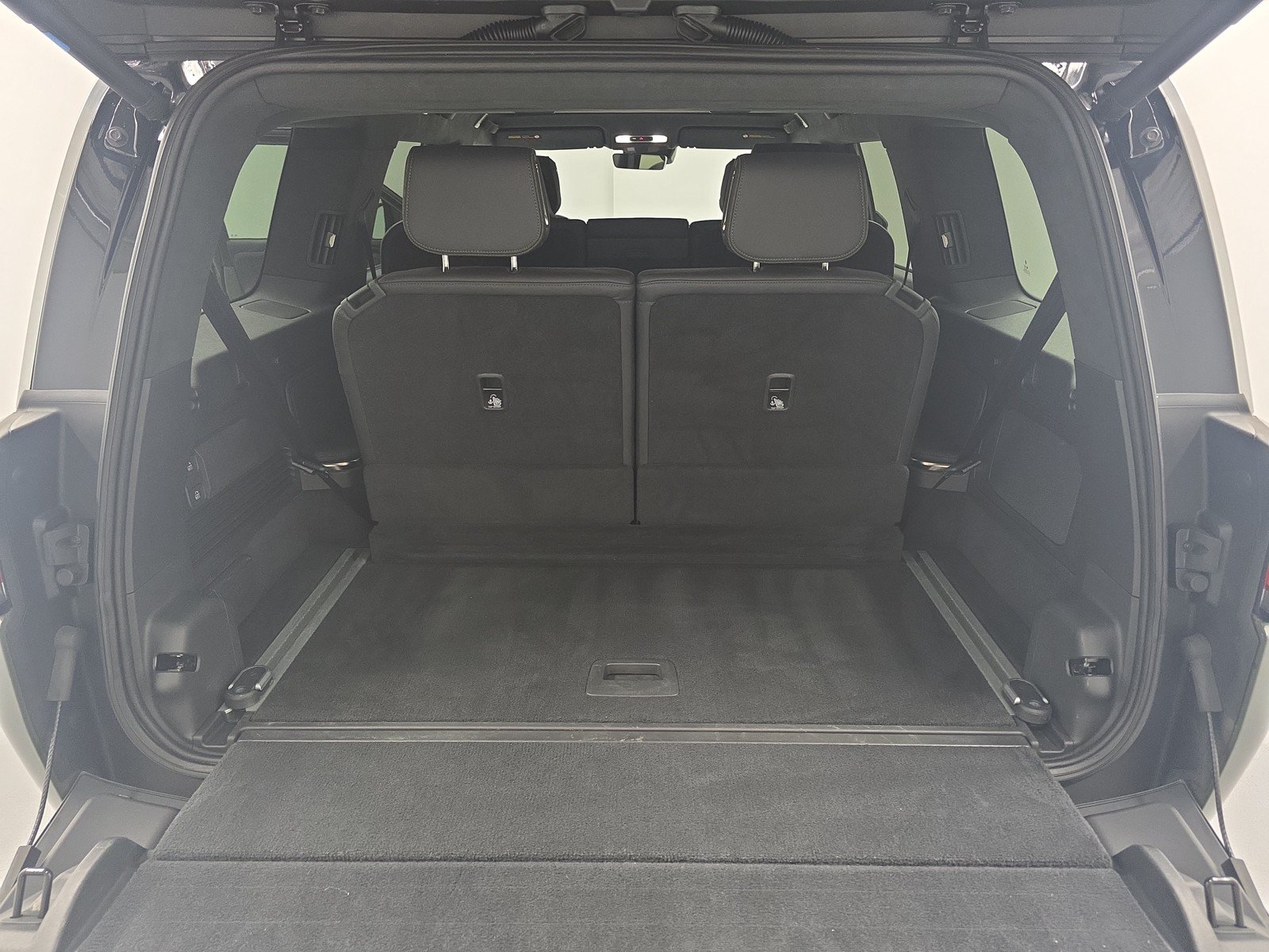 Used 2023 Rivian R1S Launch Edition AWD/4WD image 15
