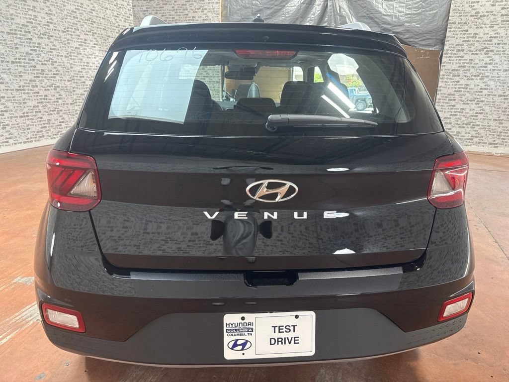 New 2026 Hyundai Venue SEL FWD image 6