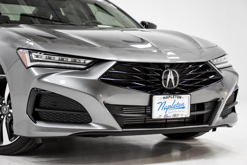 Used 2025 Acura TLX w/ Technology Package image 6