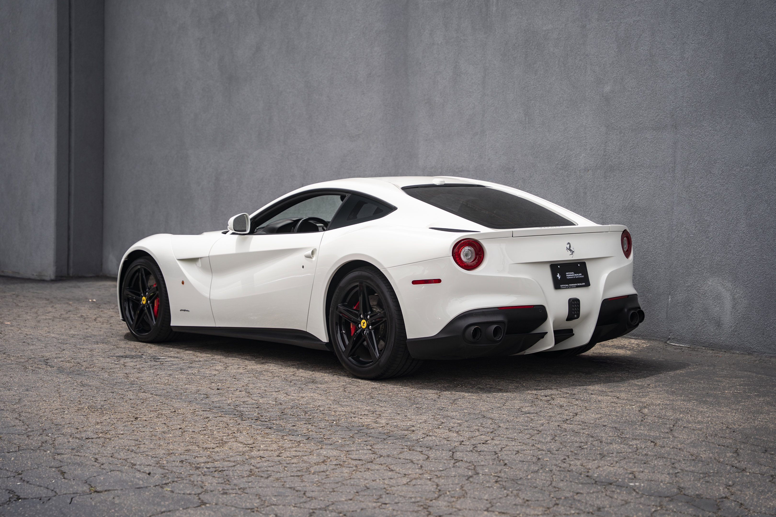 Certified 2015 Ferrari F12 Berlinetta RWD image 3