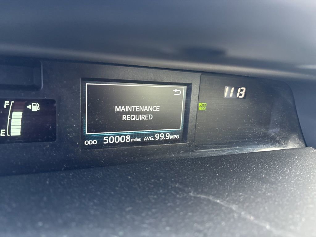 Used 2017 Toyota Prius V Five image 15