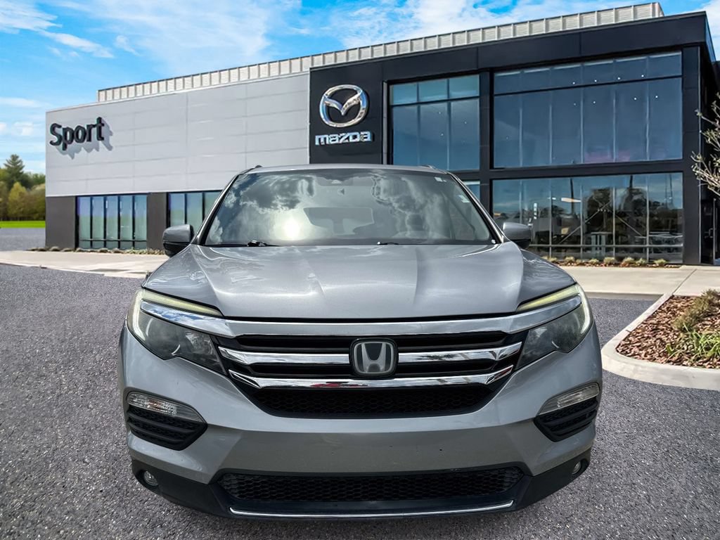 Used 2017 Honda Pilot Touring image 9
