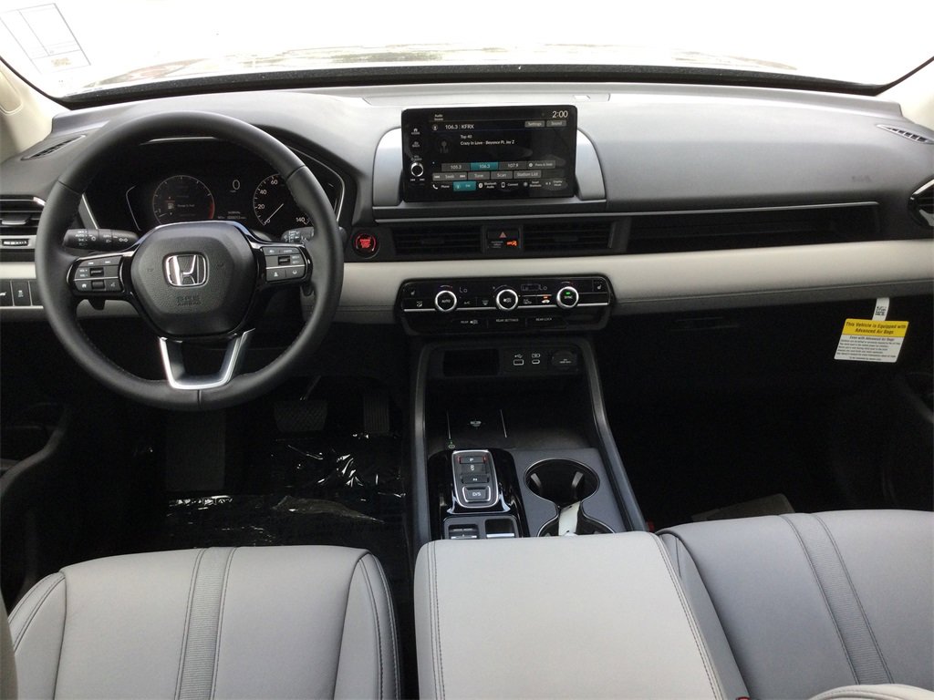 New 2025 Honda Pilot EX-L image 13