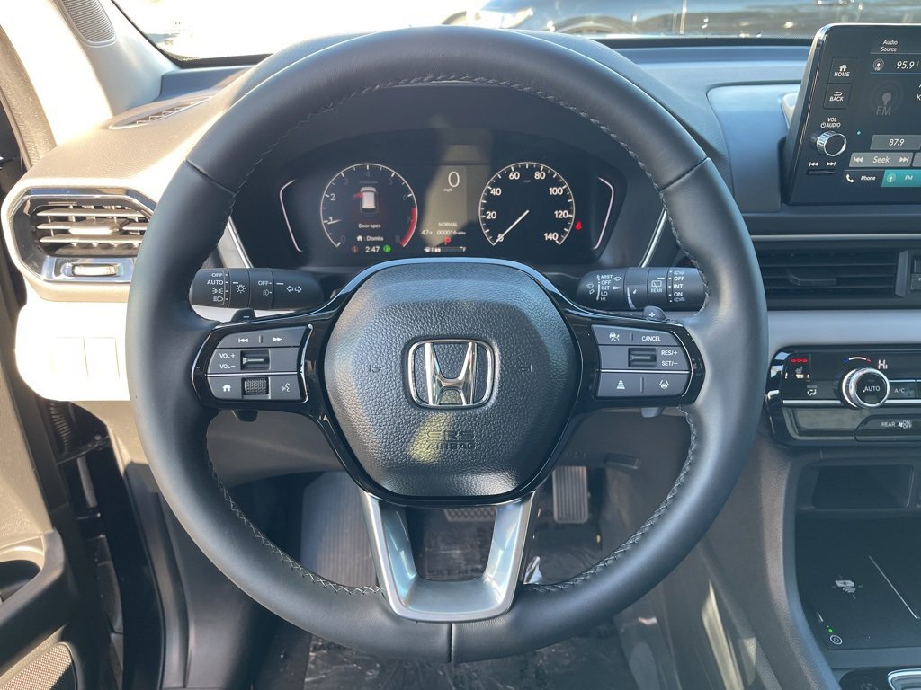 New 2025 Honda Pilot EX-L image 13