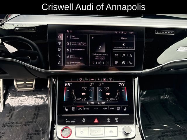 Used 2024 Audi S8 w/ S8 Executive Package image 20