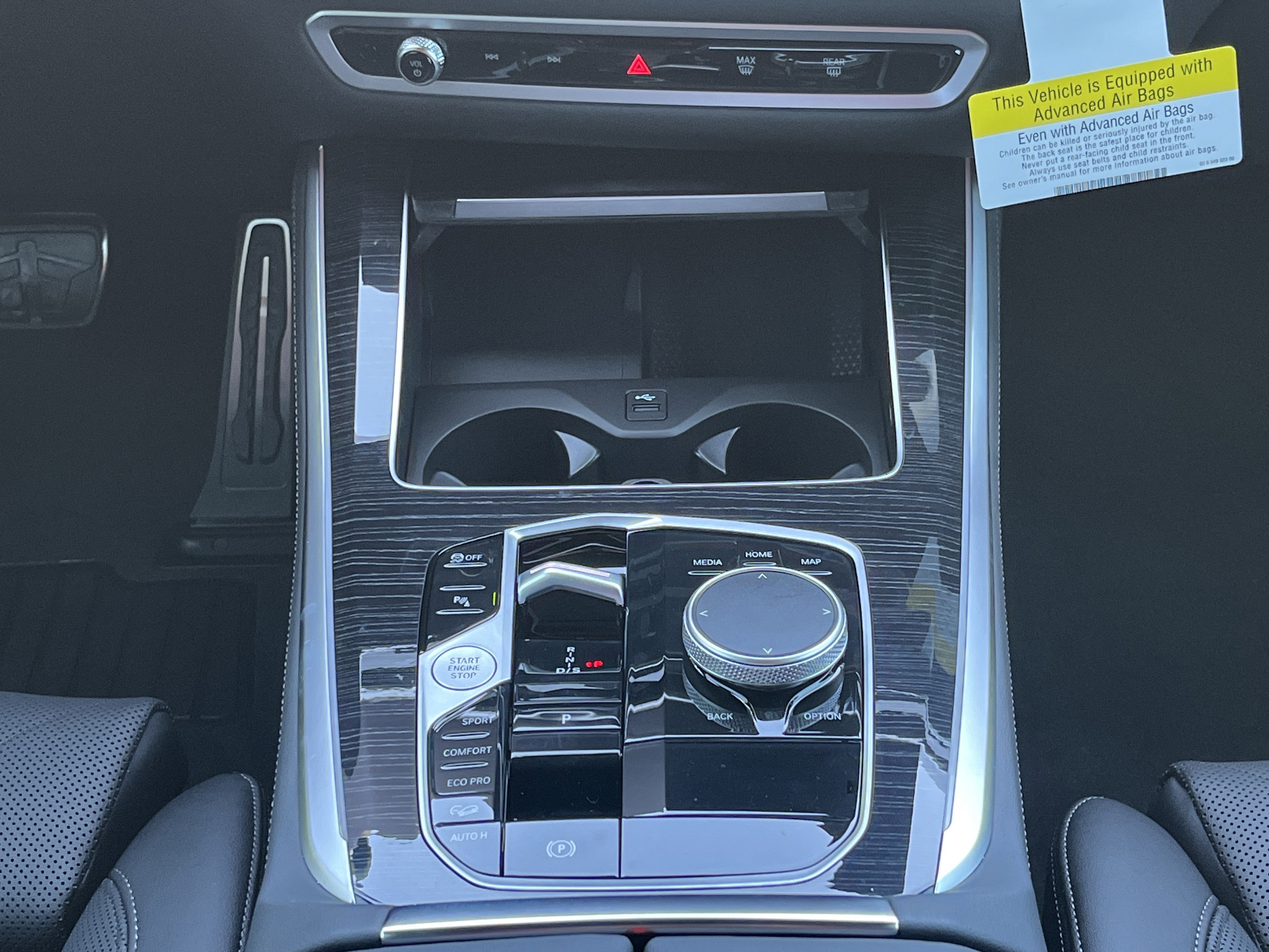 New 2026 BMW X5 xDrive40i w/ M Sport Package AWD/4WD image 5