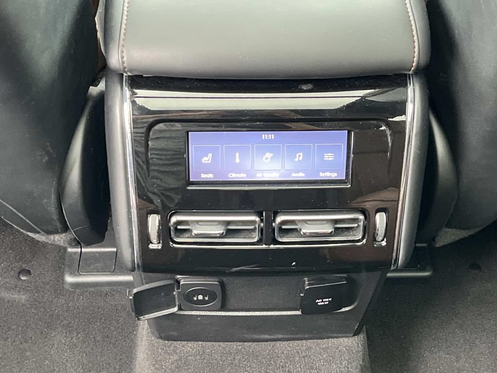 Used 2024 Lincoln Aviator Reserve w/ Equipment Group 201A AWD/4WD image 18
