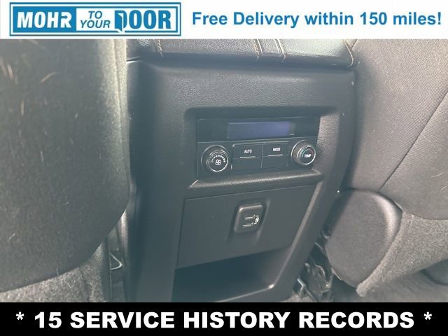 Used 2020 Chevrolet Traverse LT image 30