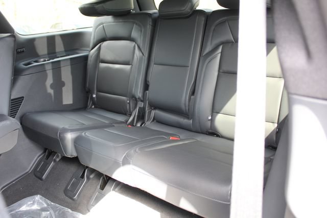 New 2026 Lincoln Navigator Reserve w/ Jet Appearance Package AWD/4WD image 14