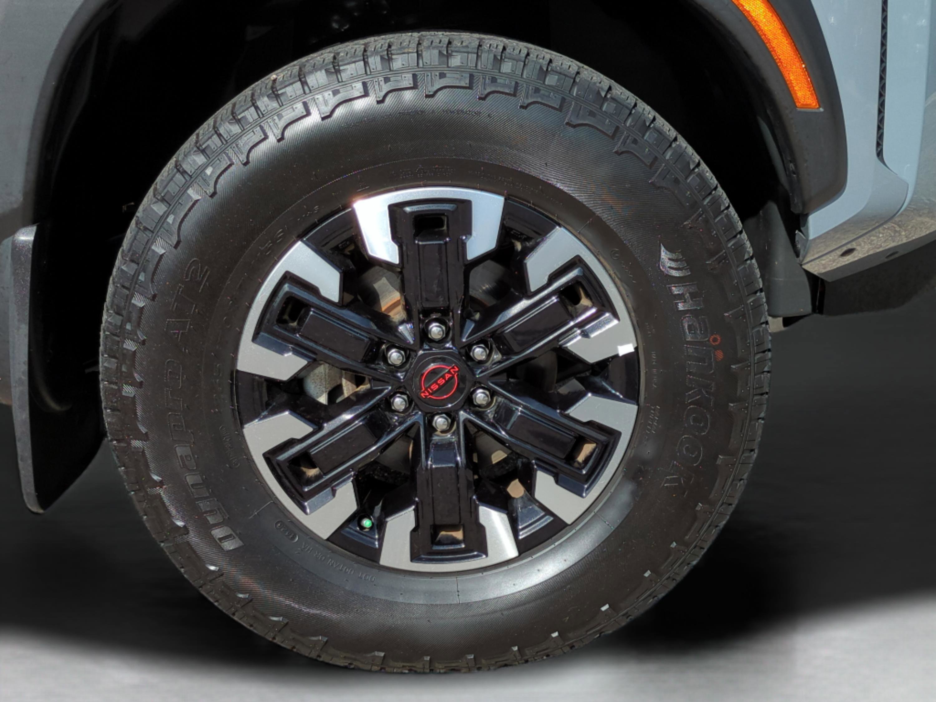 Used 2024 Nissan Frontier PRO-4X w/ Technology Package image 24