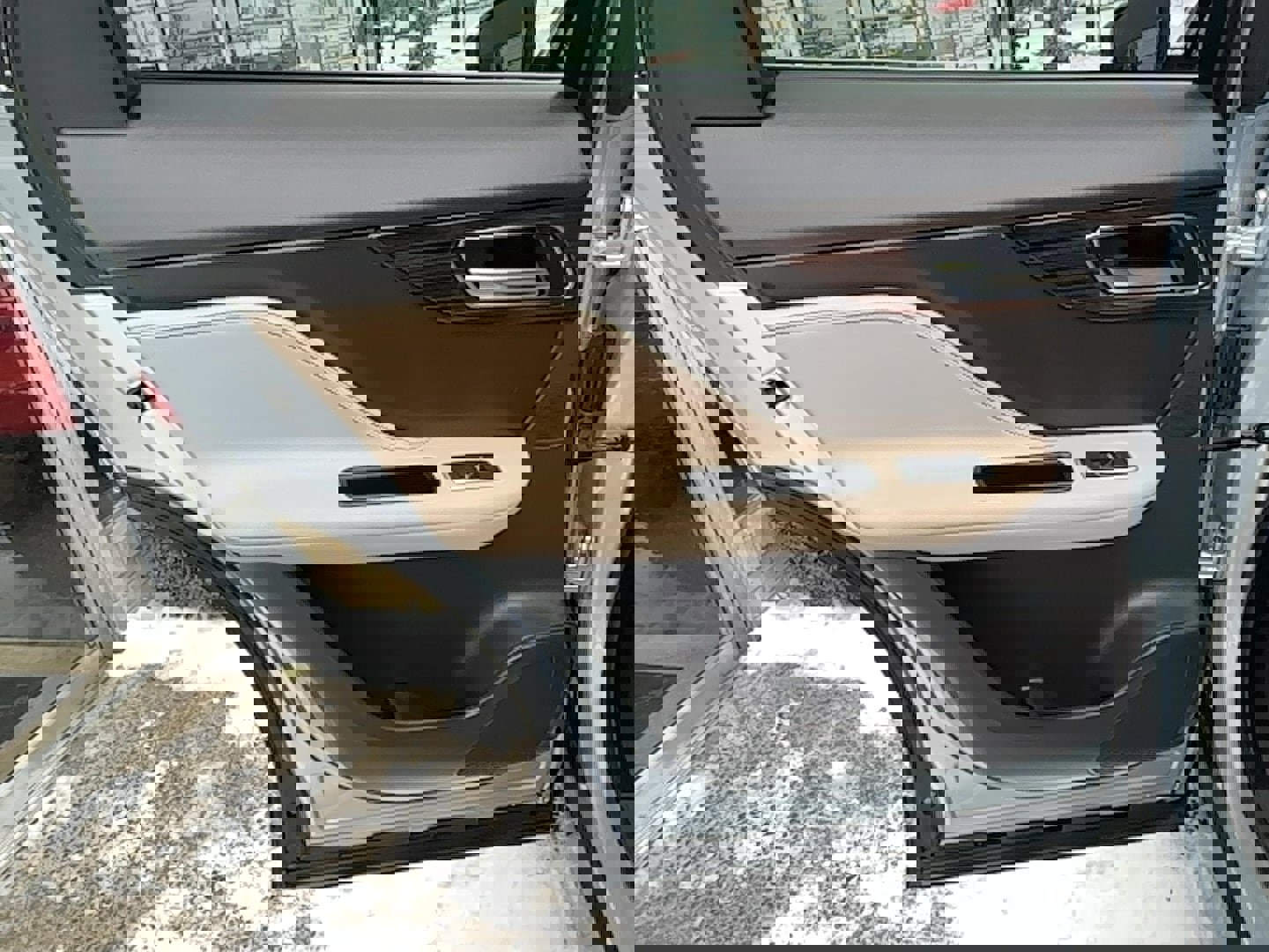 Used 2018 Jaguar F-PACE Prestige image 23