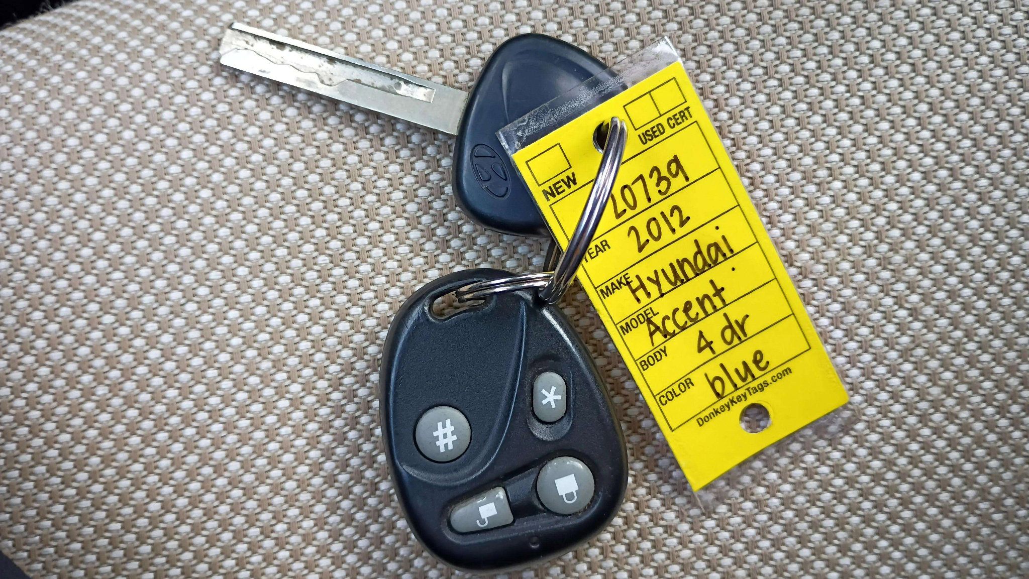 Used 2012 Hyundai Accent GLS image 40