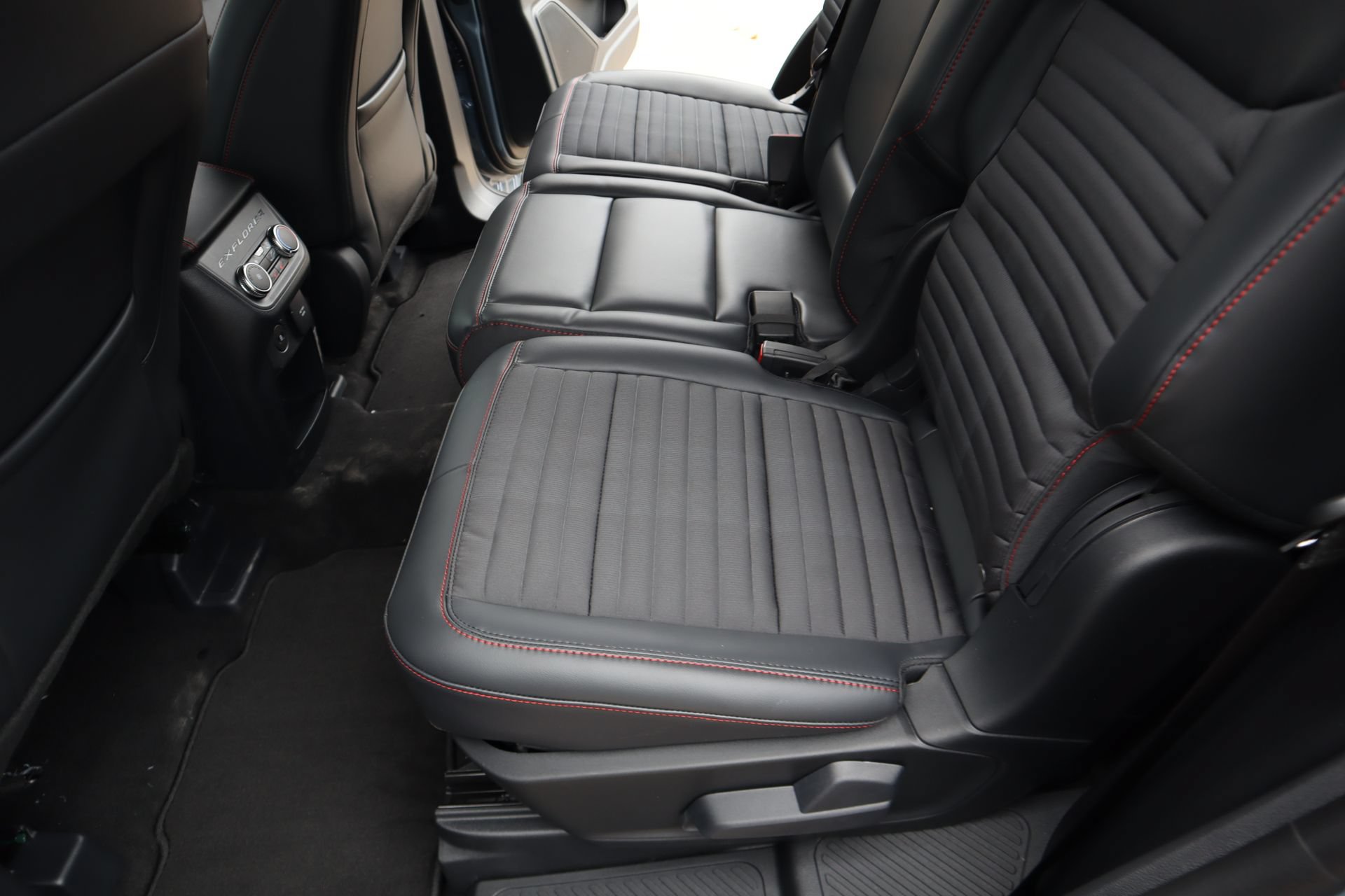 New 2026 Ford Explorer ST-Line w/ Premium Package RWD image 13