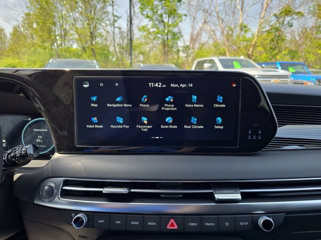 Used 2025 Hyundai Palisade Calligraphy AWD/4WD image 16