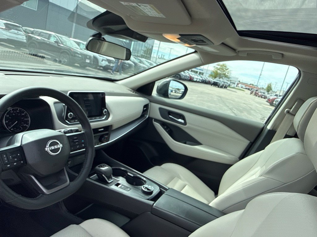 Certified 2026 Nissan Rogue SV w/ SV Premium Package AWD/4WD image 20