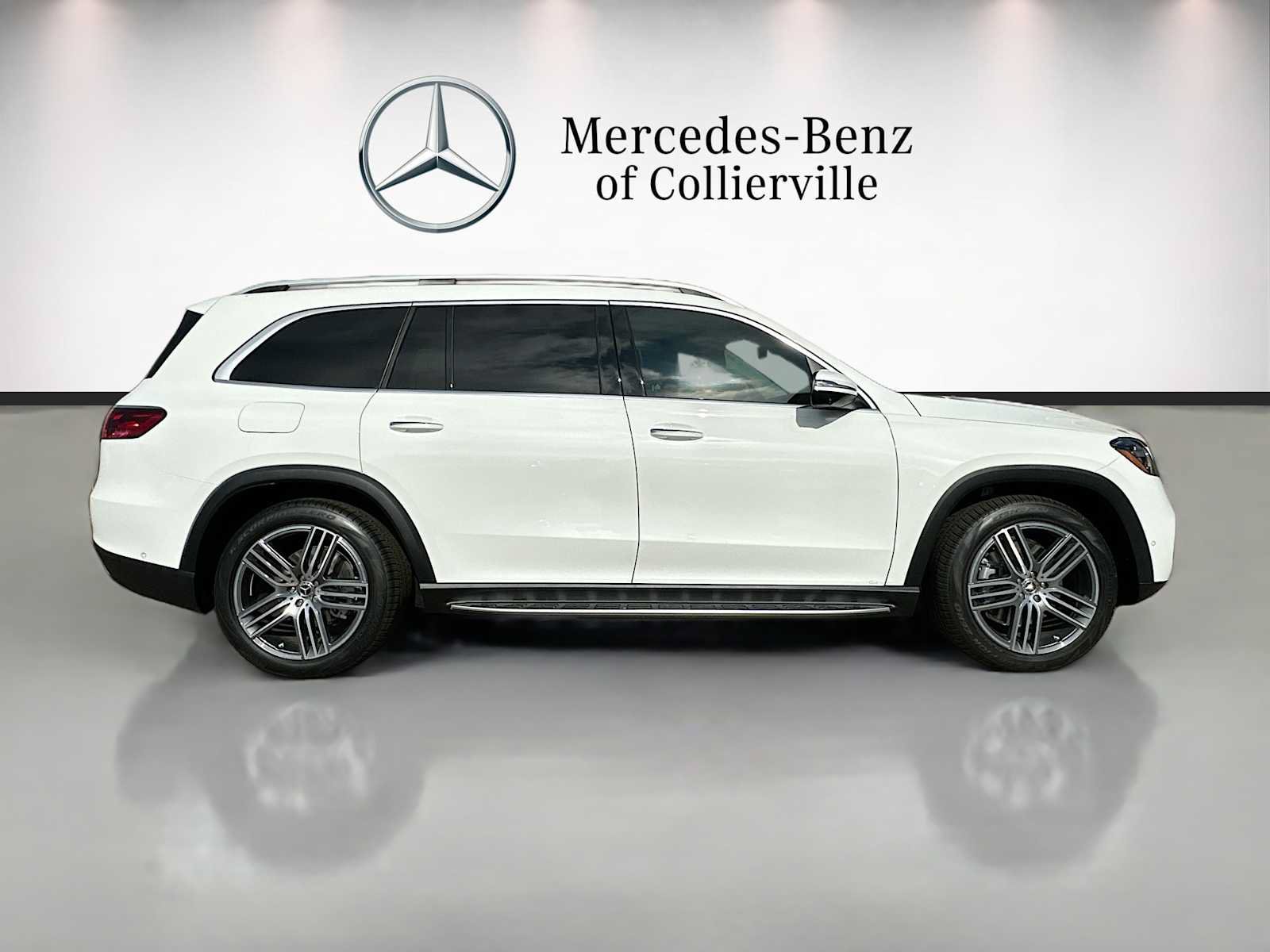 New 2026 Mercedes-Benz GLS 450 4MATIC image 4