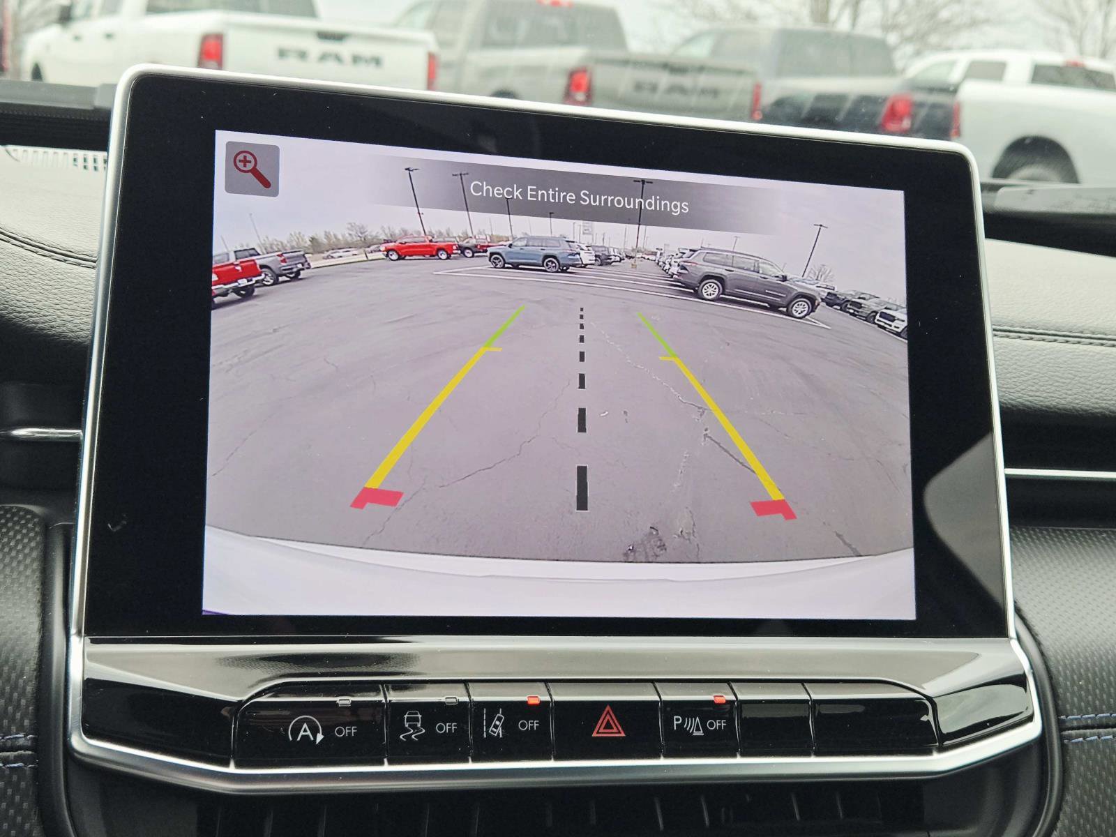 Used 2025 Jeep Compass Limited w/ High Altitude Package image 30