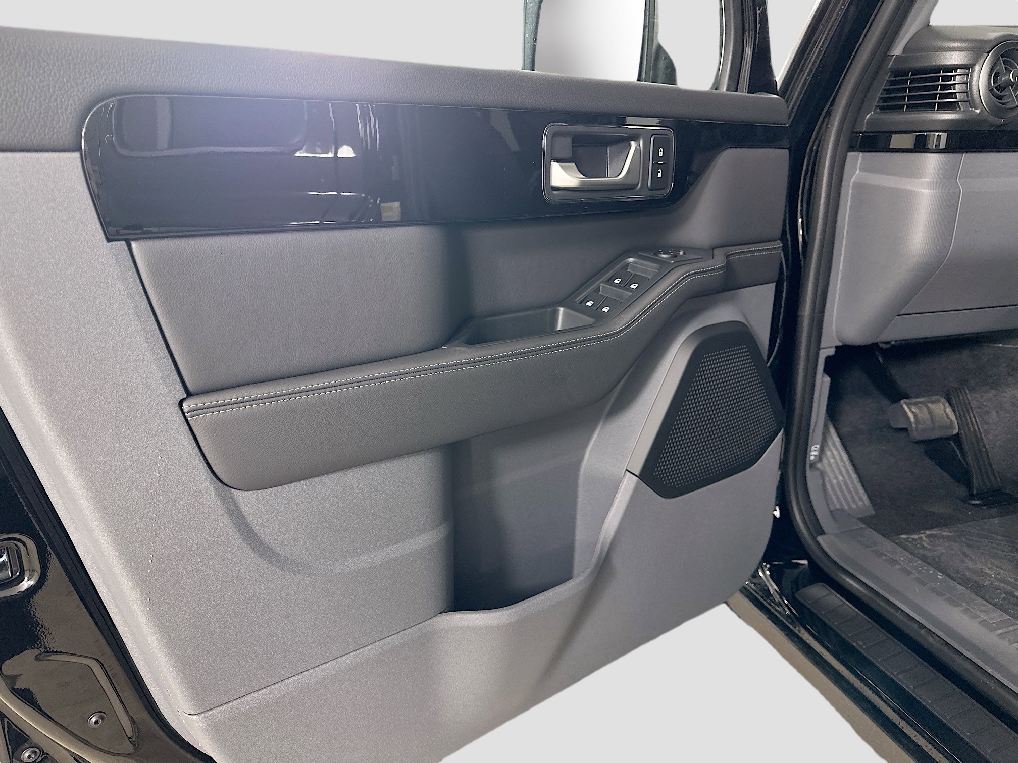 New 2026 INEOS Grenadier AWD/4WD image 17