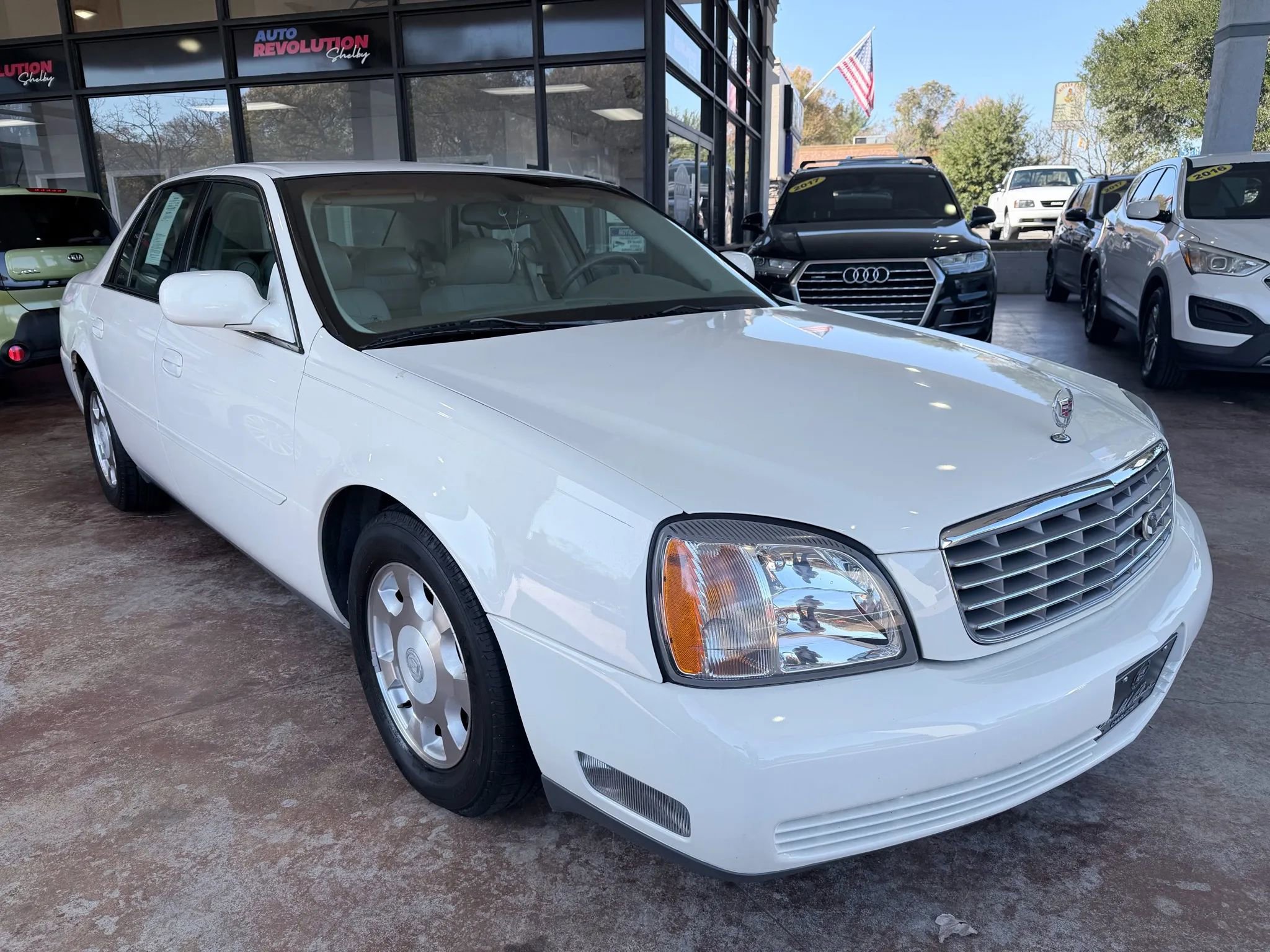 Used 2002 Cadillac De Ville Sedan 4D w/ Comfort/Convenience Pkg