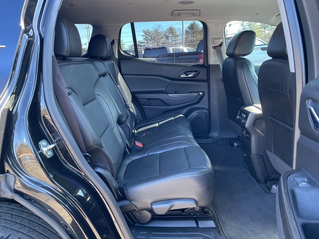 Used 2023 GMC Acadia SLT image 39