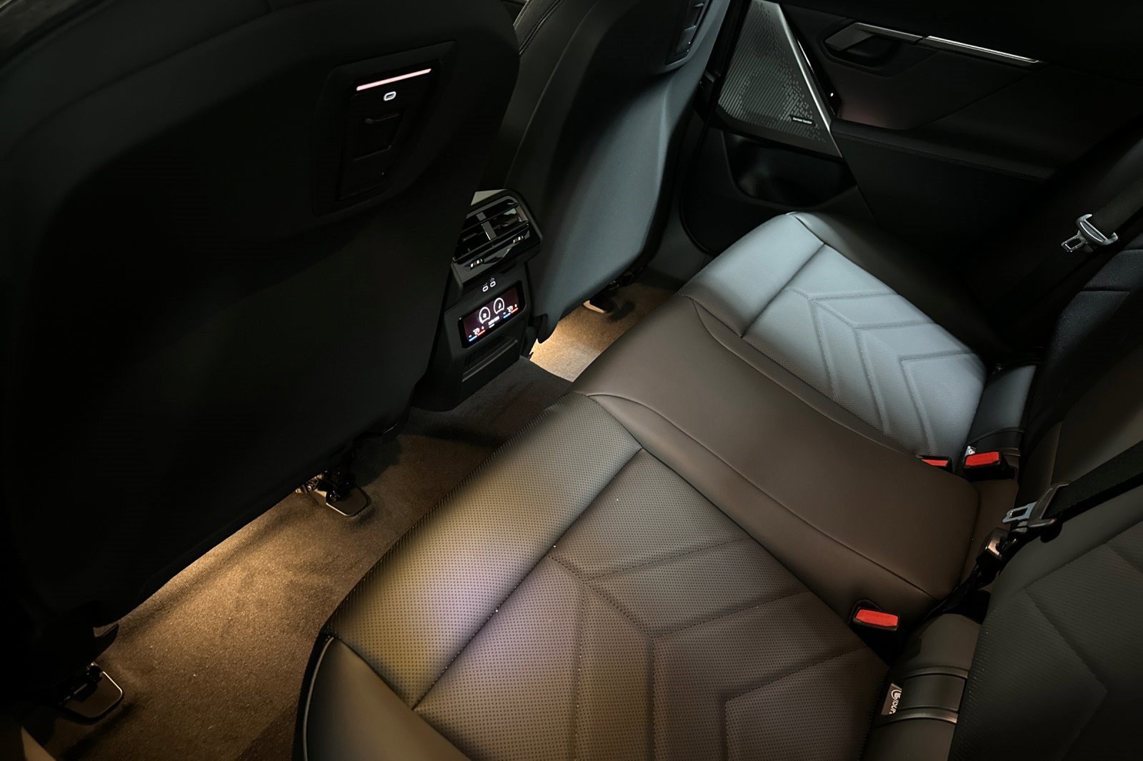 Used 2026 BMW 530i w/ M Sport Package RWD image 20