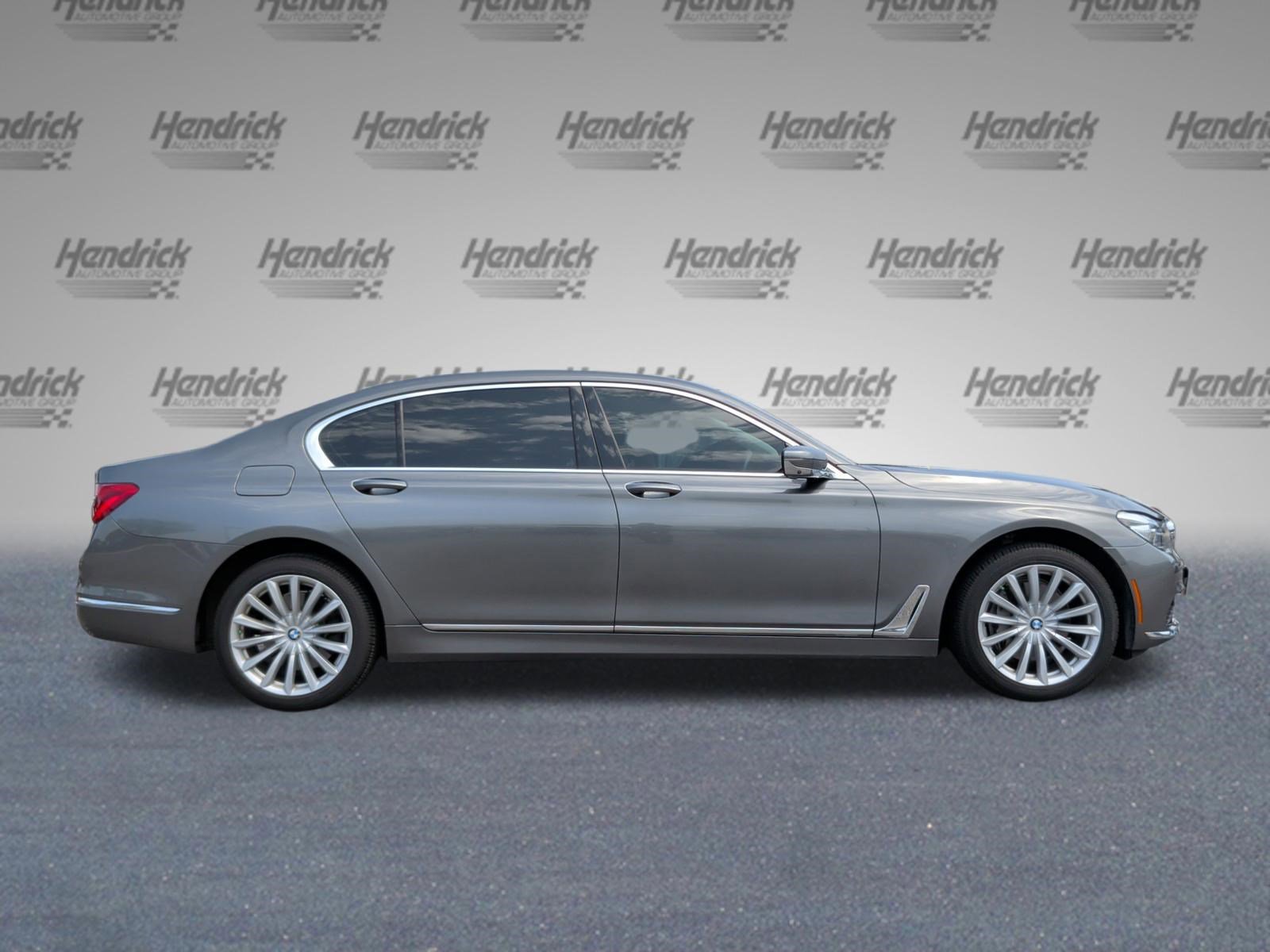 Used 2016 BMW 740i RWD image 6