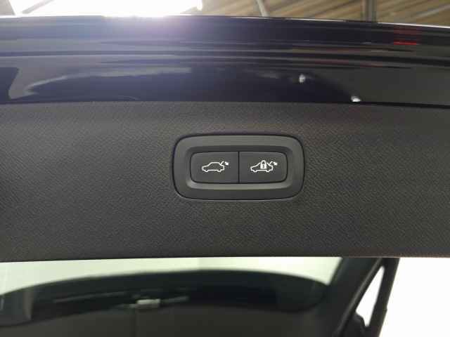 Used 2026 Volvo XC90 B6 Ultra w/ Protection Package image 10