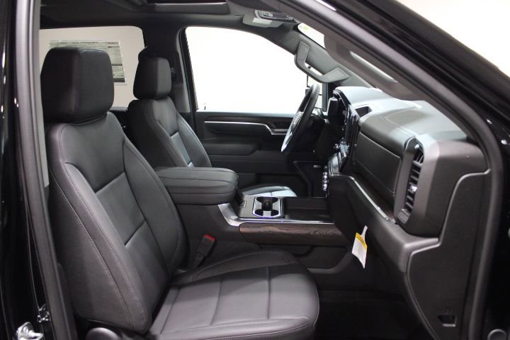 New 2026 GMC Sierra 2500 SLT w/ SLT Premium Package AWD/4WD image 26