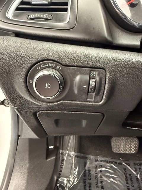 Used 2019 Buick Cascada Premium FWD image 35