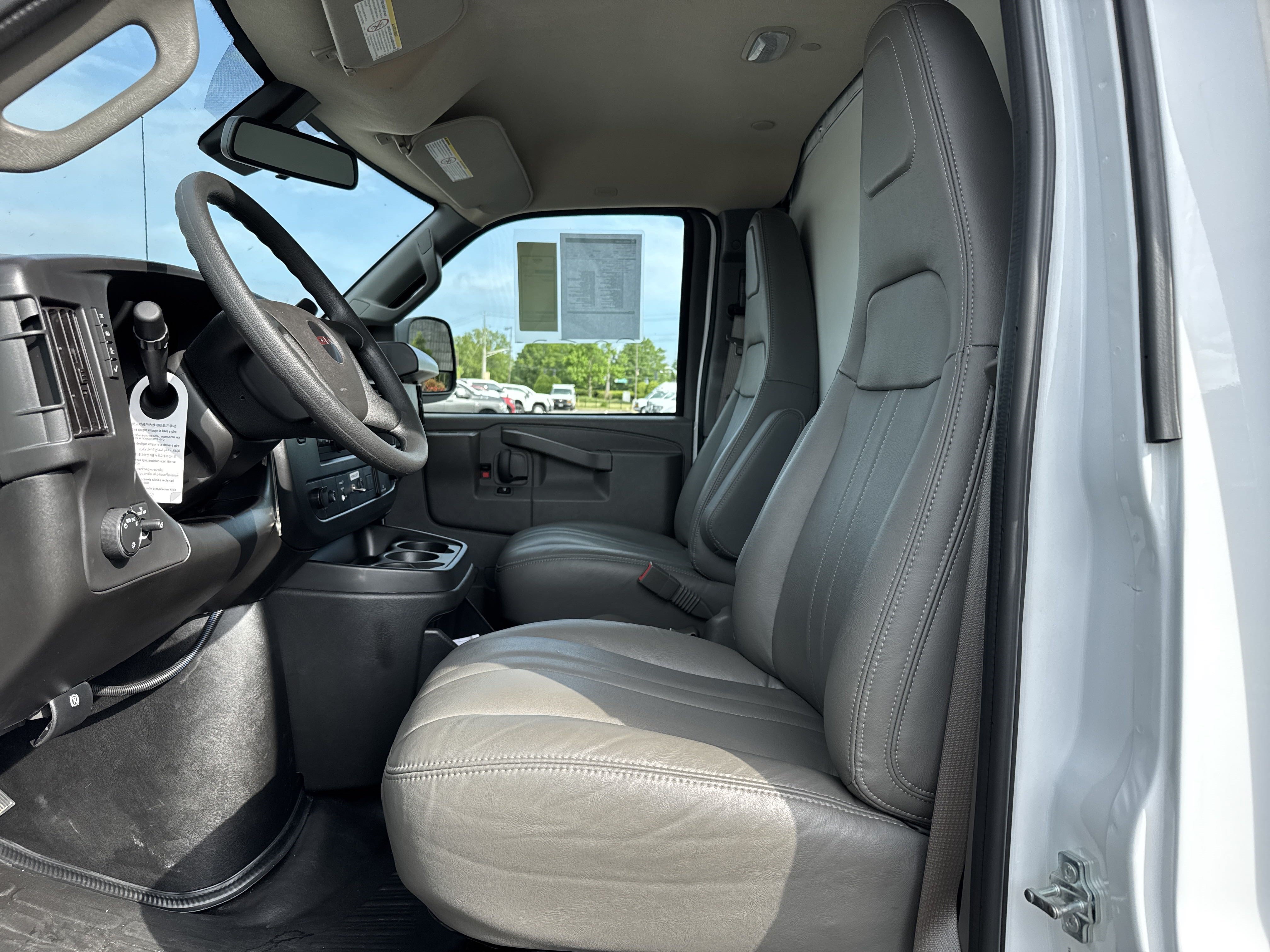 New 2025 GMC Savana 3500 w/ Power Convenience Package RWD image 16