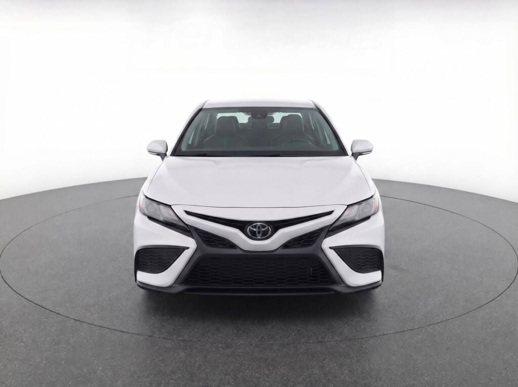 Used 2023 Toyota Camry SE AWD/4WD image 33