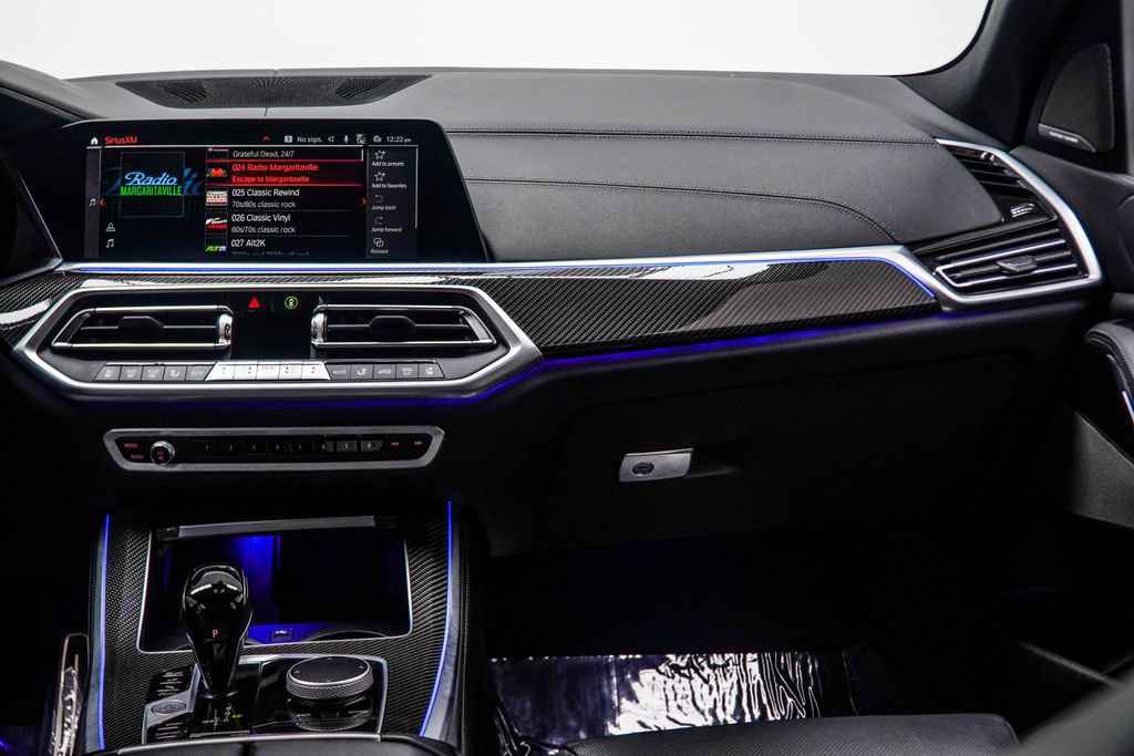 Used 2022 BMW X5 M50i AWD/4WD image 19