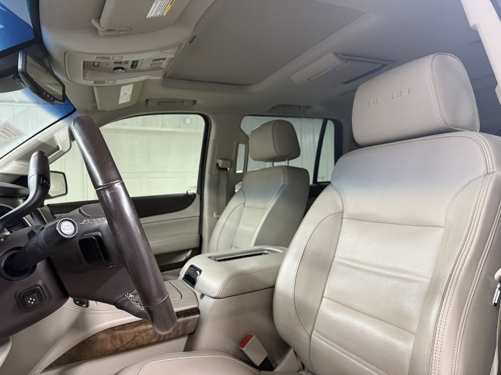 Used 2019 GMC Yukon Denali w/ Denali Ultimate Package image 9