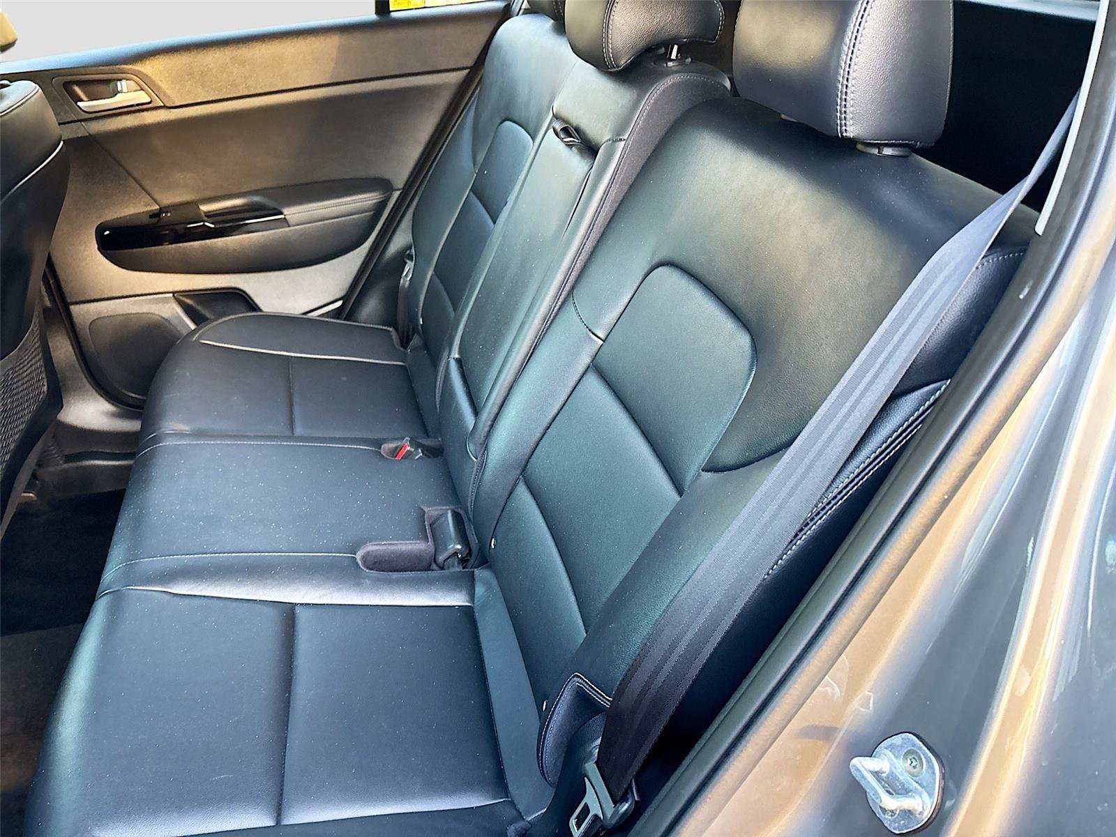 Used 2019 Kia Sportage EX w/ EX Premium Package image 27