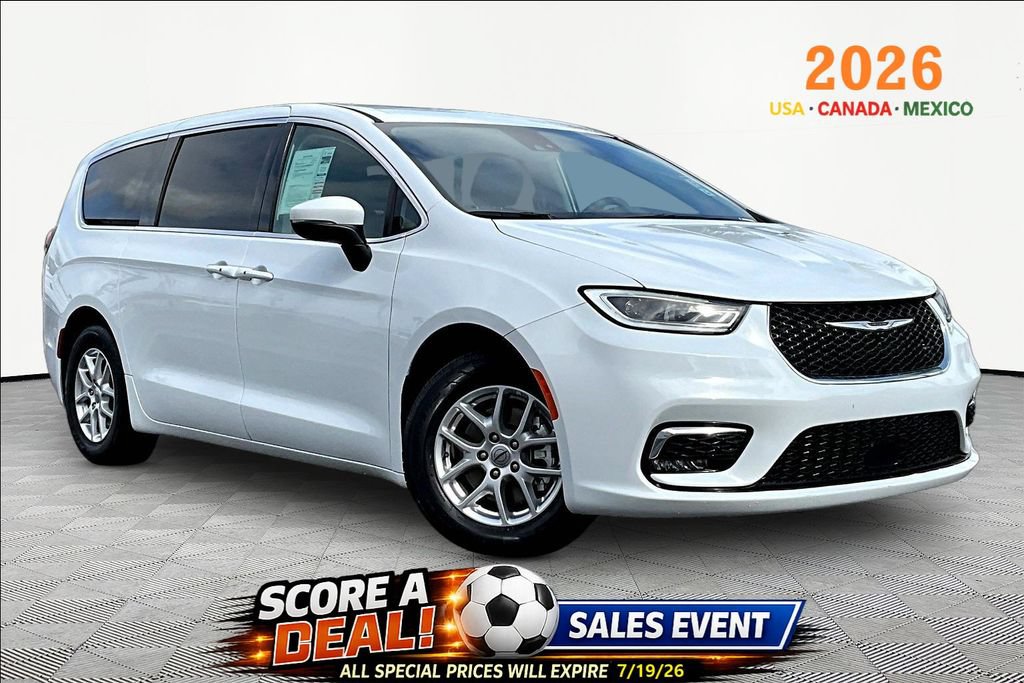 Used 2023 Chrysler Pacifica Touring-L