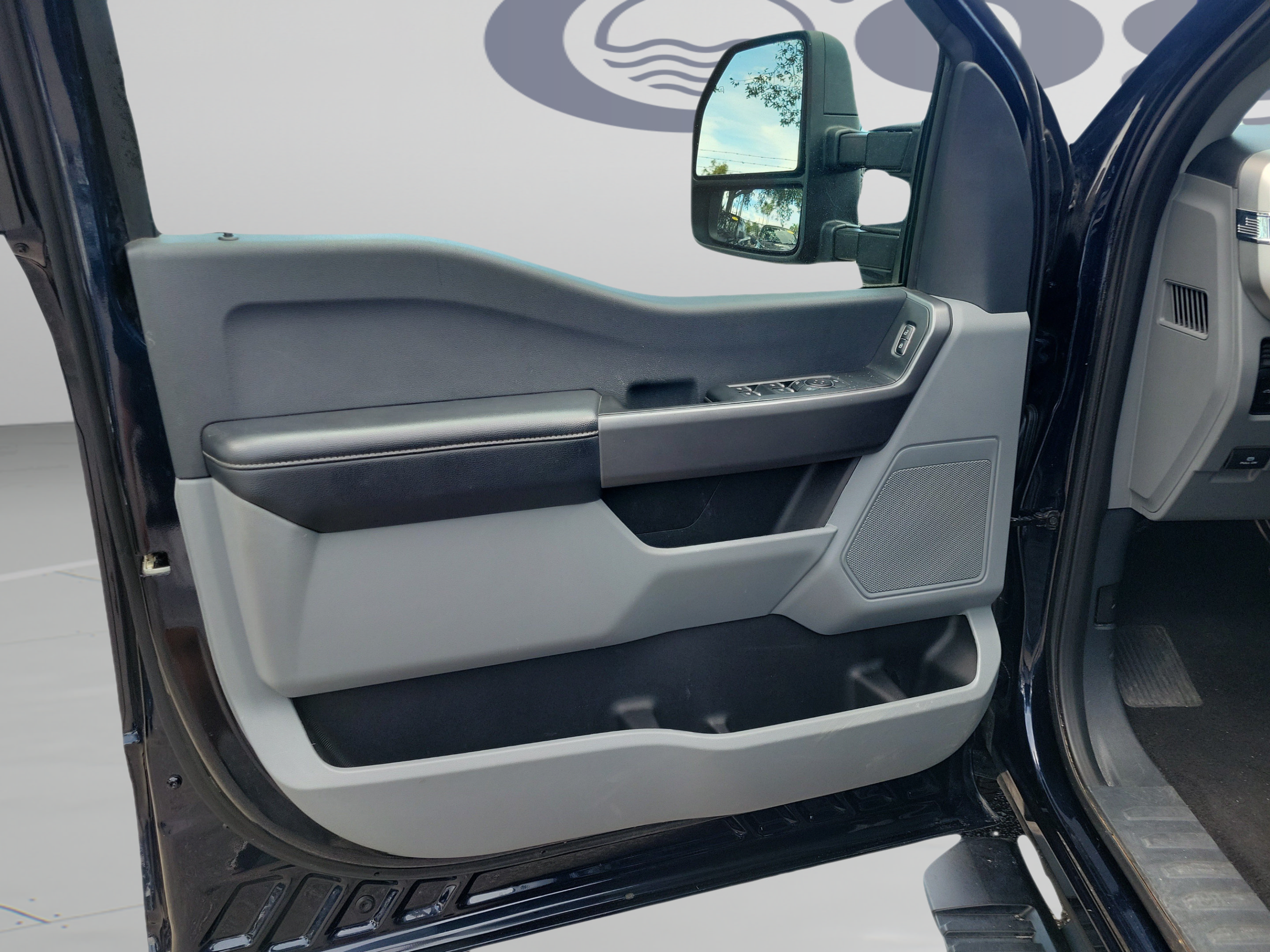 Certified 2025 Ford F250 XLT AWD/4WD image 14