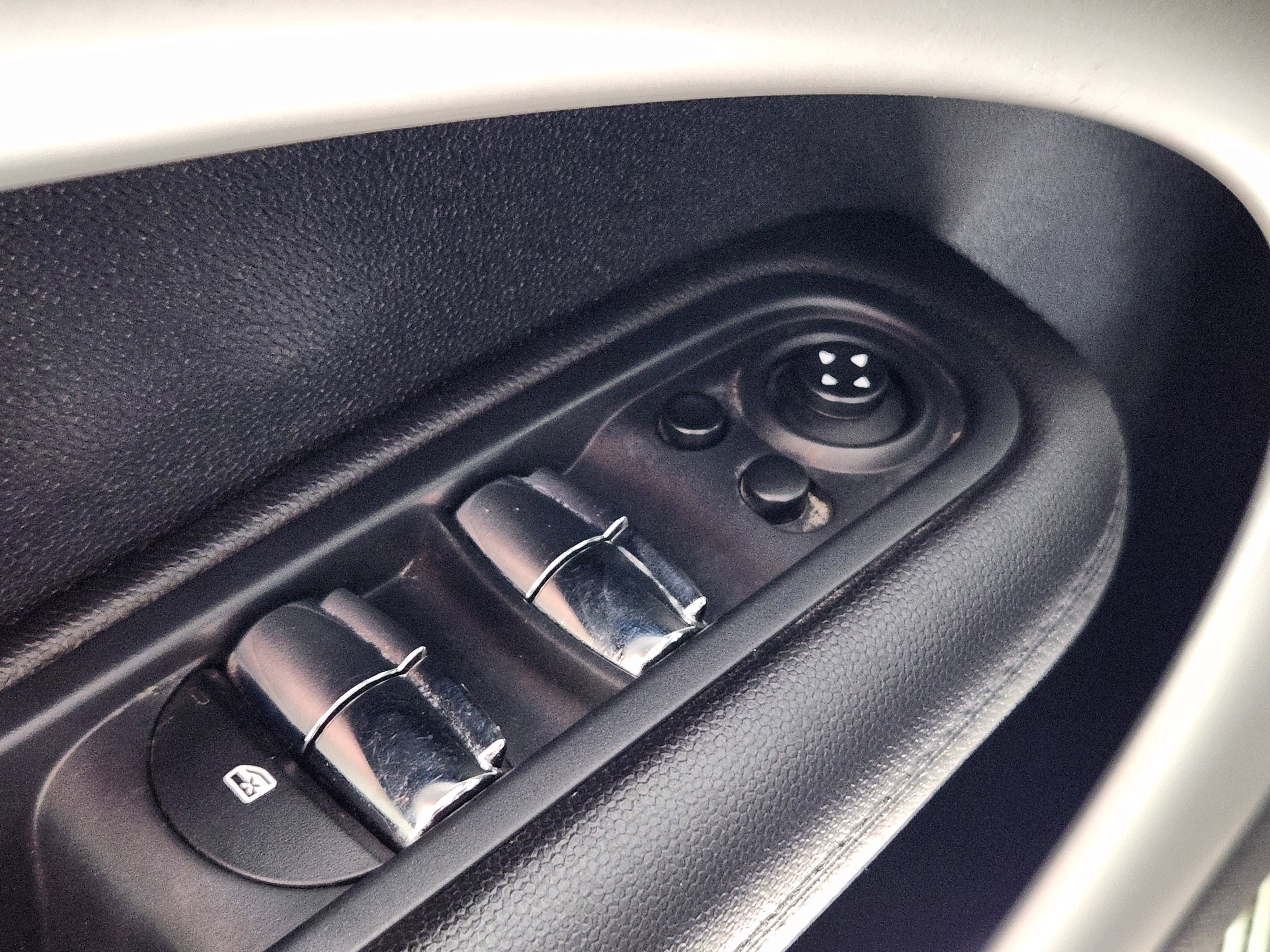 Used 2013 MINI Cooper Countryman image 17