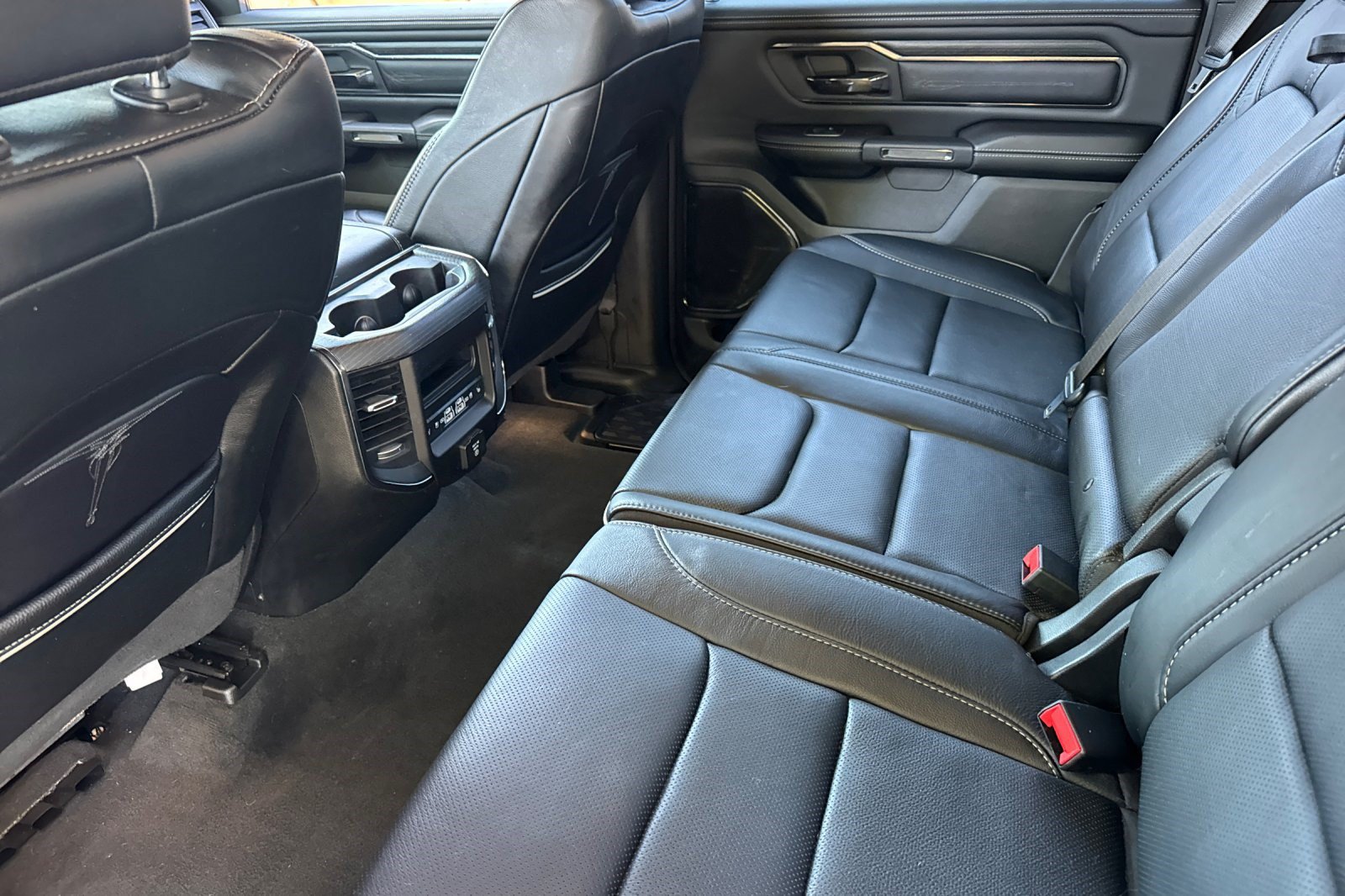 Used 2024 RAM 1500 Limited AWD/4WD image 25