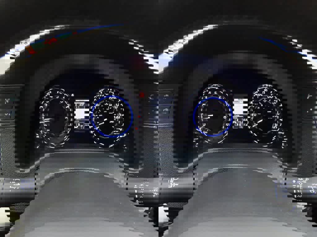 Used 2015 INFINITI Q40 AWD w/ Navigation Package image 29