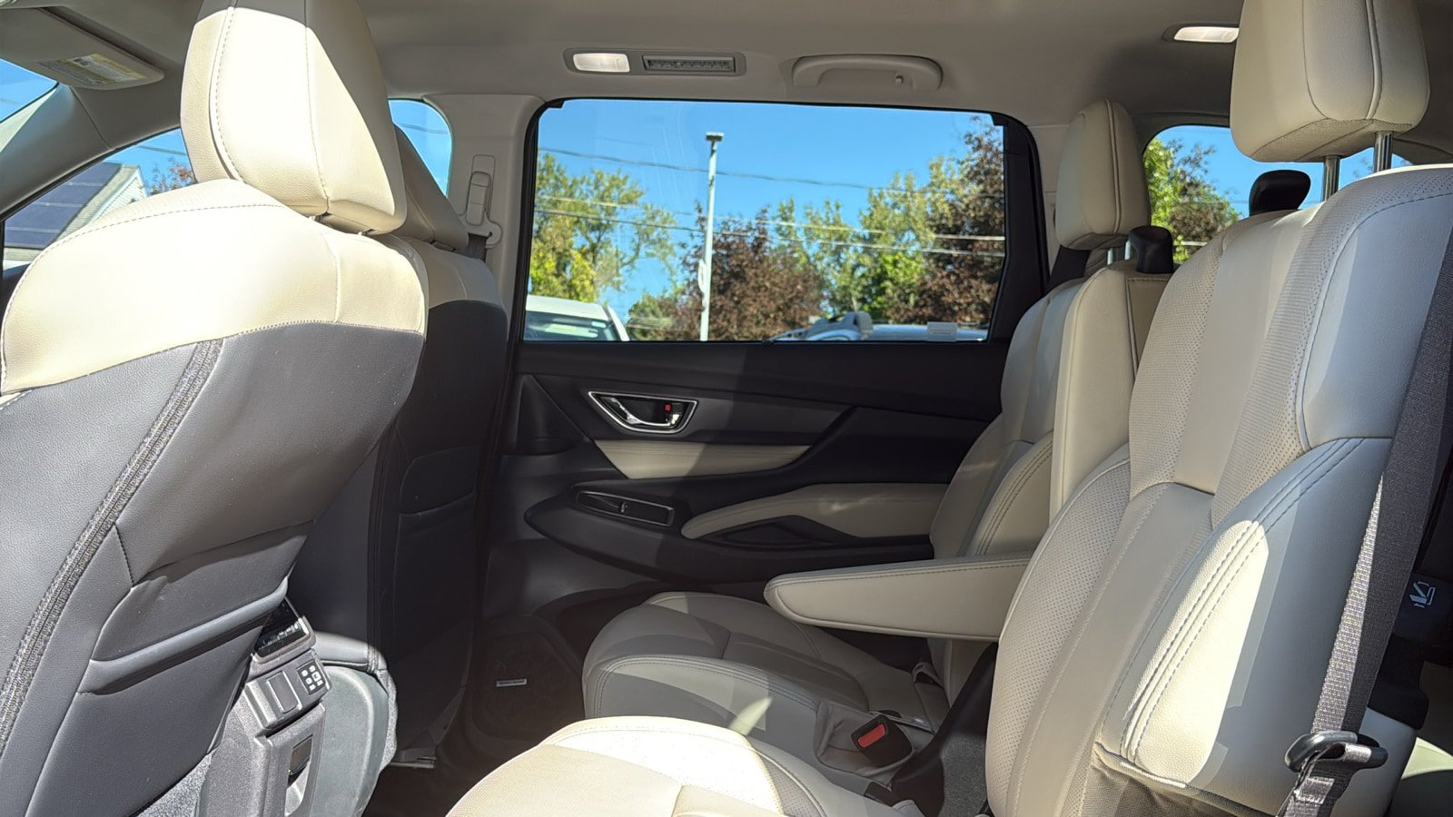Certified 2025 Subaru Ascent Limited AWD/4WD image 22