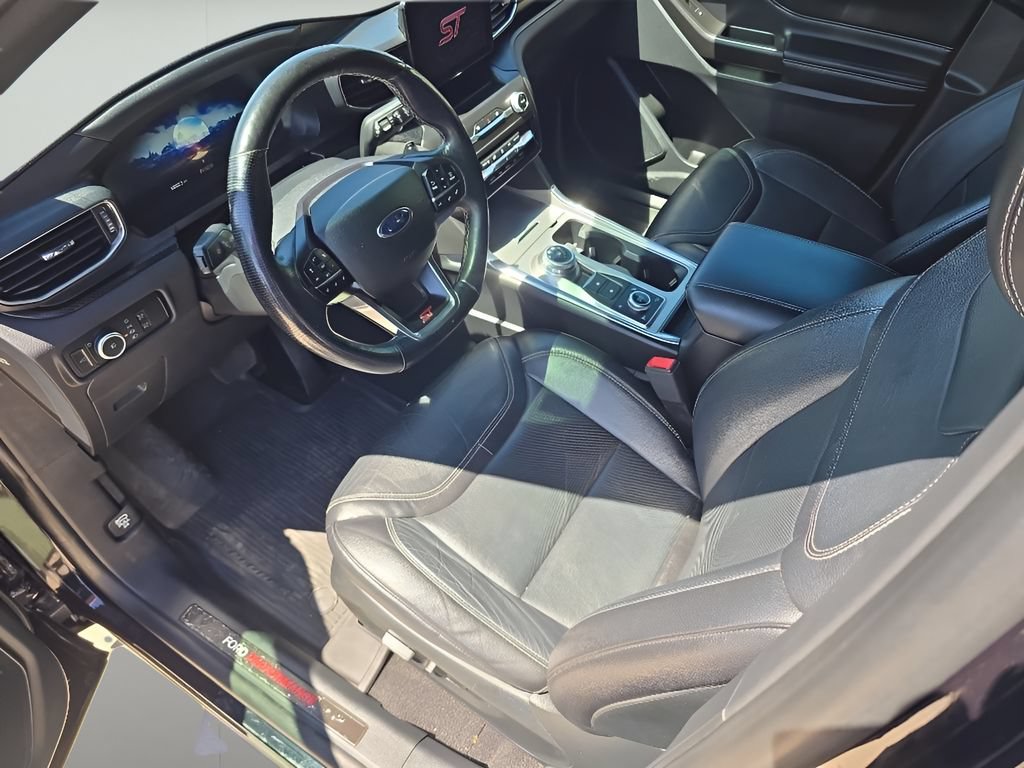 Used 2020 Ford Explorer ST w/ ST Street Pack AWD/4WD image 9