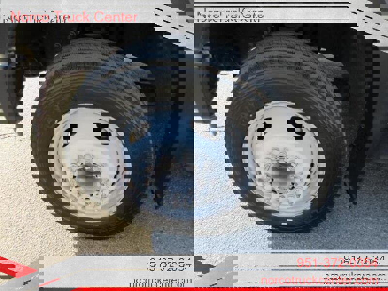 Used 2008 Ford F450 2WD Regular Cab Super Duty image 4