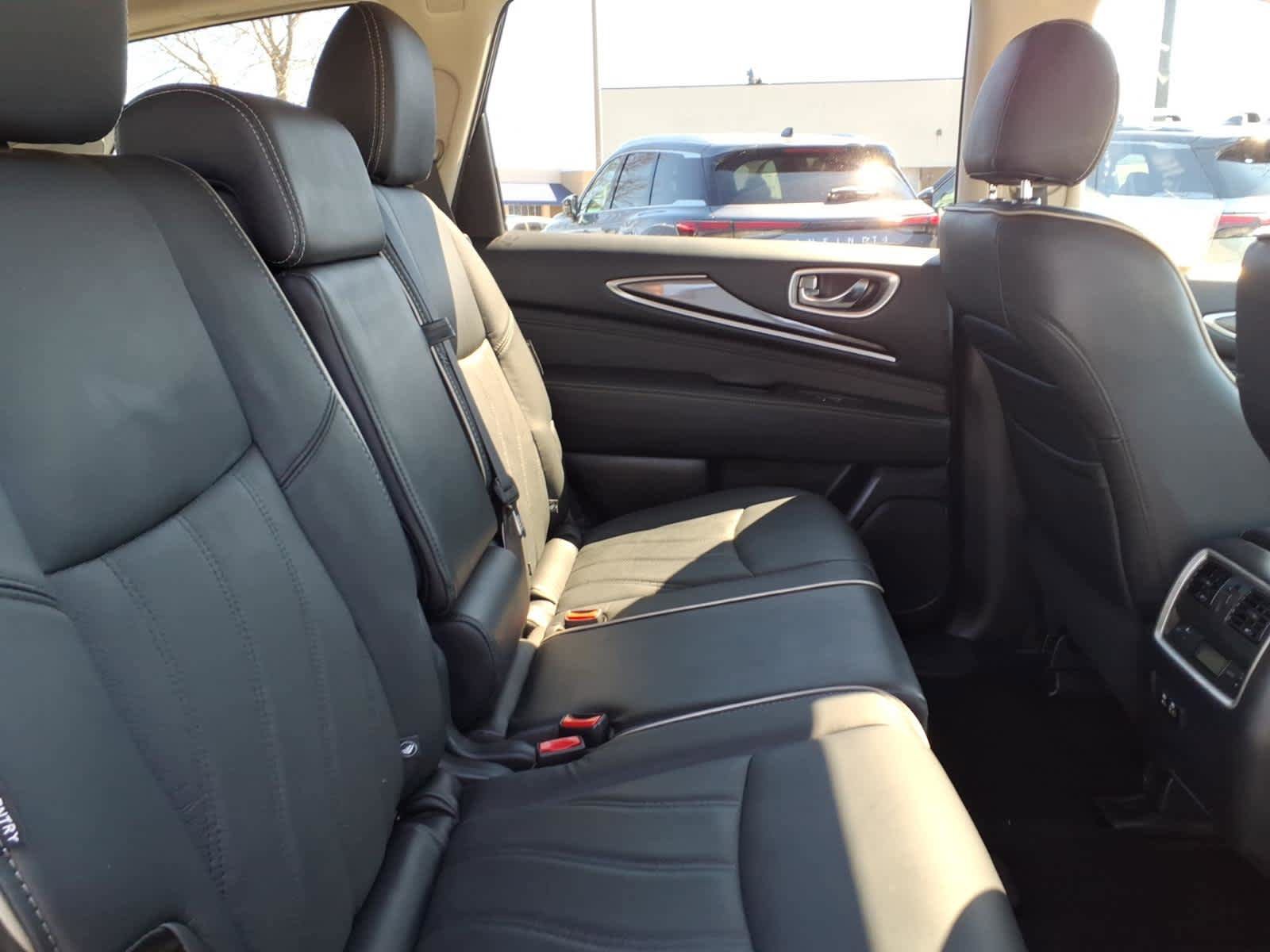 Used 2020 INFINITI QX60 Luxe w/ Essential Package AWD/4WD image 18