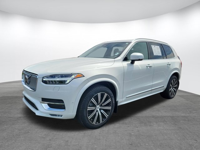 Used 2024 Volvo XC90 B5 Plus AWD/4WD image 3