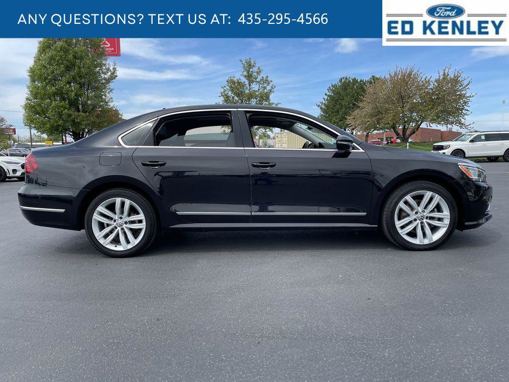 Used 2018 Volkswagen Passat 2.0T SEL Premium image 24